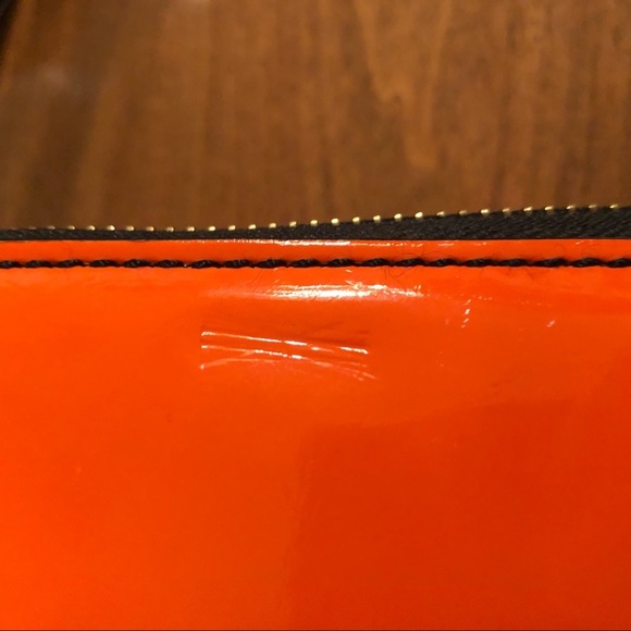 Tahari orange and blue small zippered wallet travel passport - Picture 9 of 16